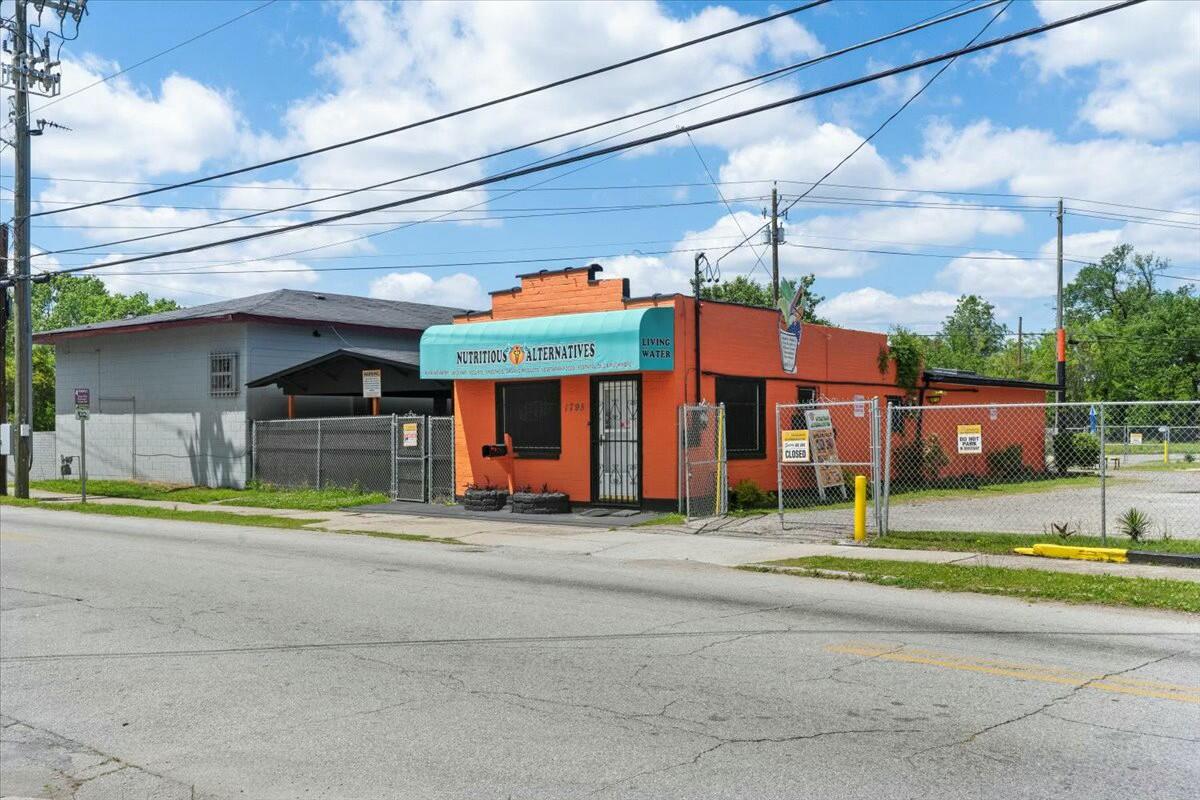 1795 MARTIN LUTHER KING JR Boulevard