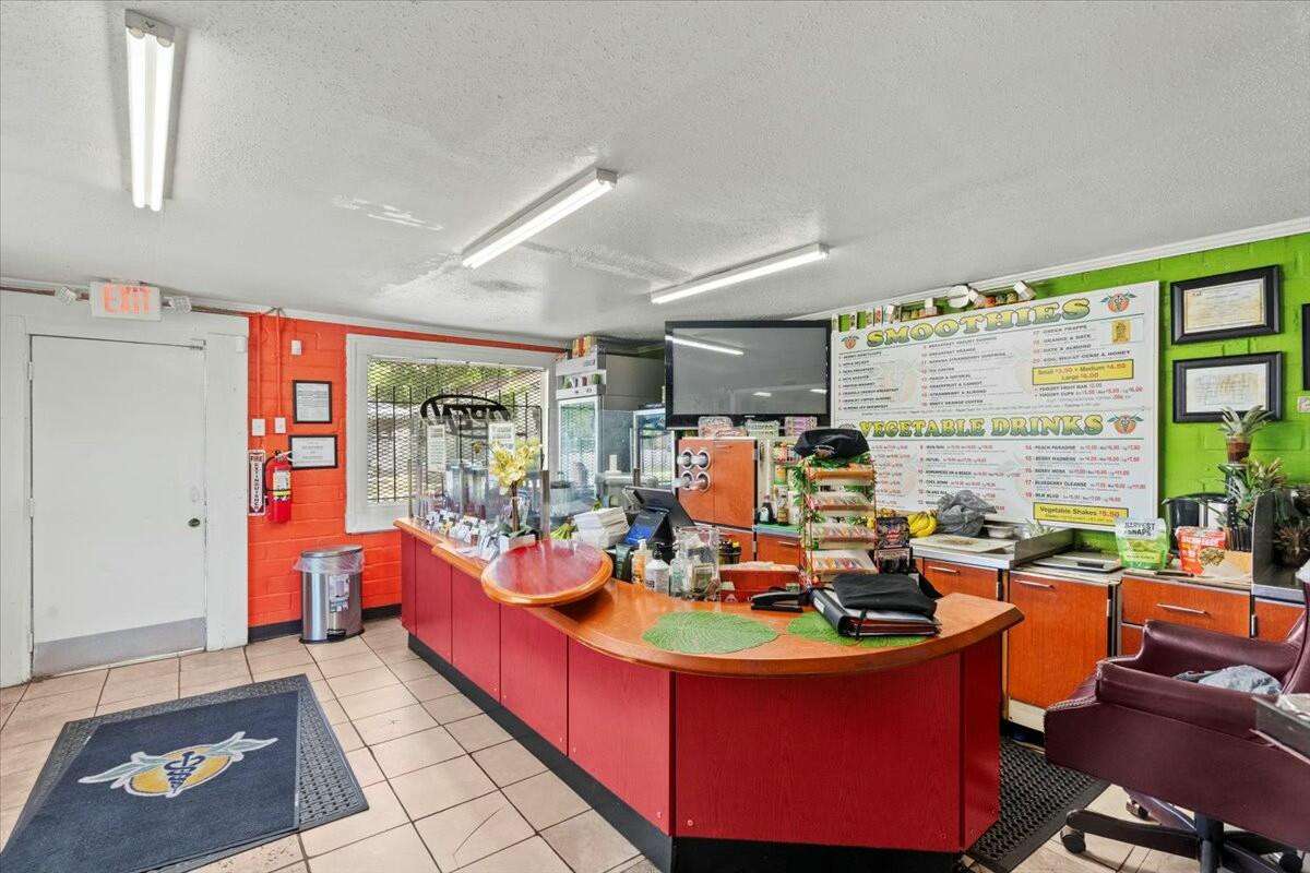 1795 MARTIN LUTHER KING JR Boulevard