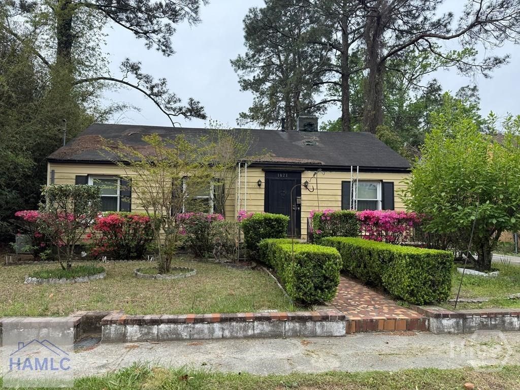 Photo of 1821 Holly Avenue, Savannah, GA 31404 (MLS # SA352090)