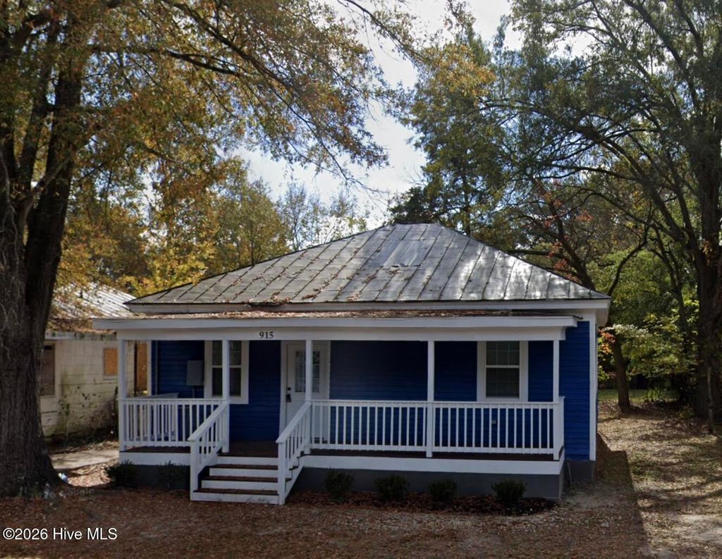 Photo of 915 E Holly Street, Rocky Mount, NC 27801 (MLS # 100564307)