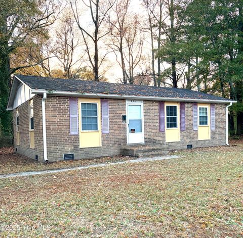 Homes For Sale - 406 E 16th Street<br/> Halifax County, Scotland Neck, NC 27874