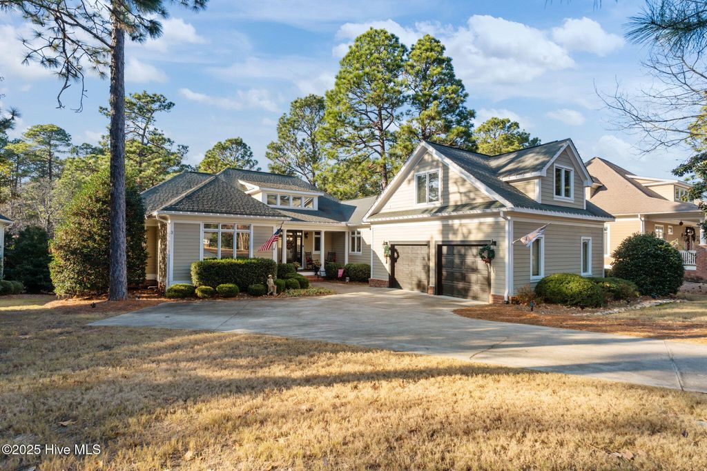 Photo of 3 Granville Drive, Pinehurst, NC 28374 (MLS # 100546885)
