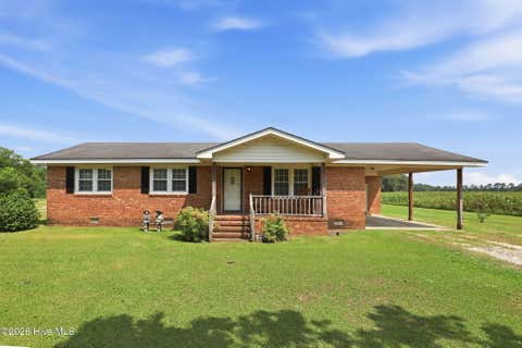 Homes For Sale - 1967 Mount Olive Highway<br/> Sampson County, Newton Grove, NC 28366