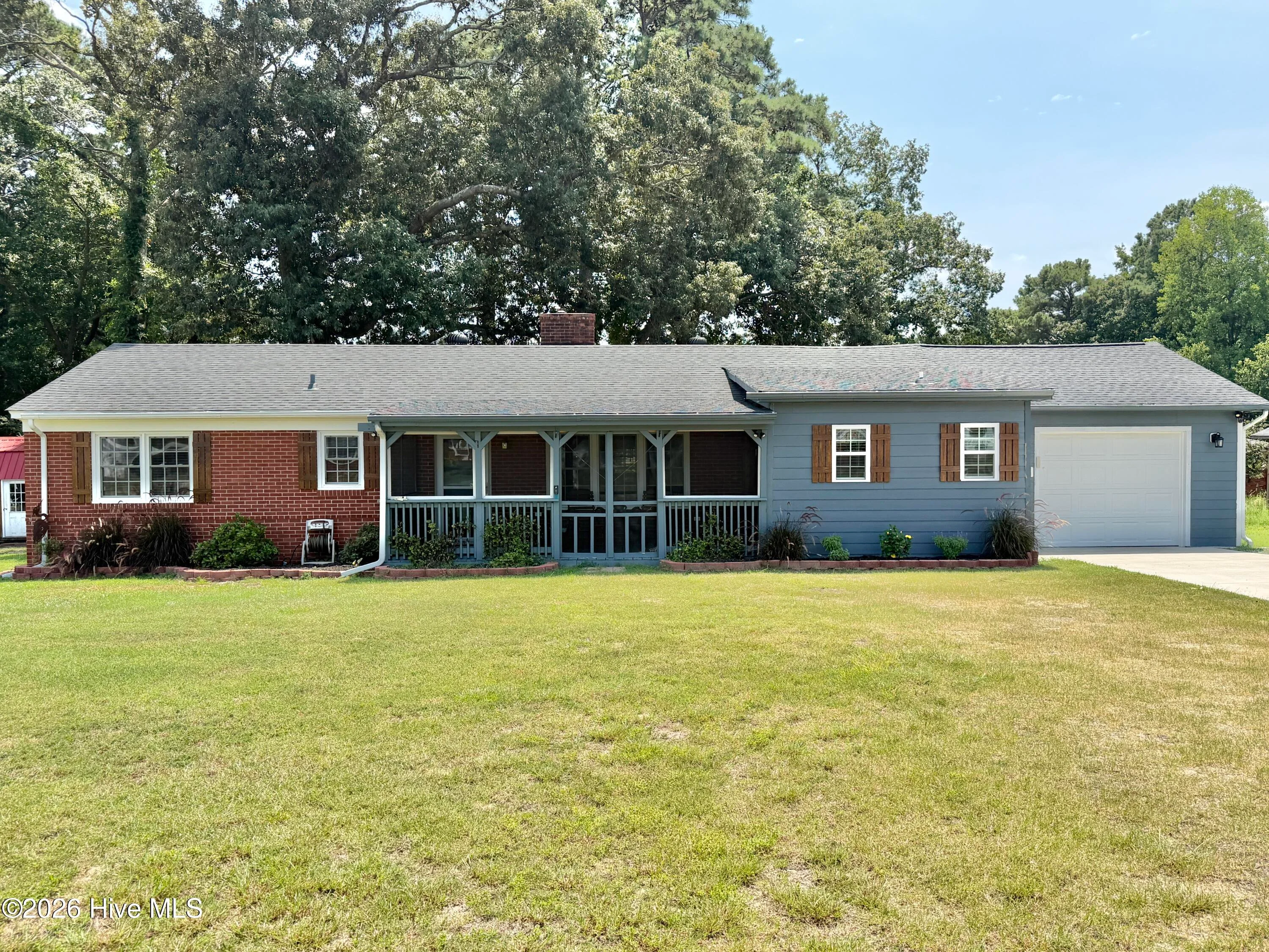 206 Crestwood Drive, Snow Hill, NC, 28580