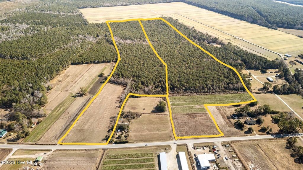 Photo of 1674 Hwy 101, Beaufort, NC 28516 (MLS # 100563933)