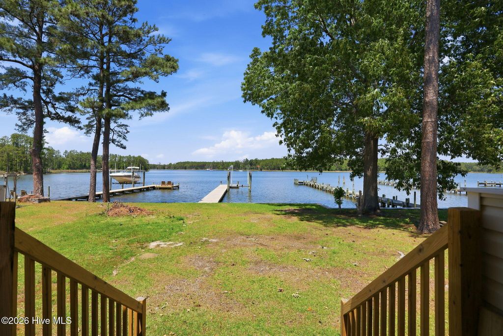 Photo of 185 Barnes-Foster Loop Road, Belhaven, NC 27810 (MLS # 100573700)