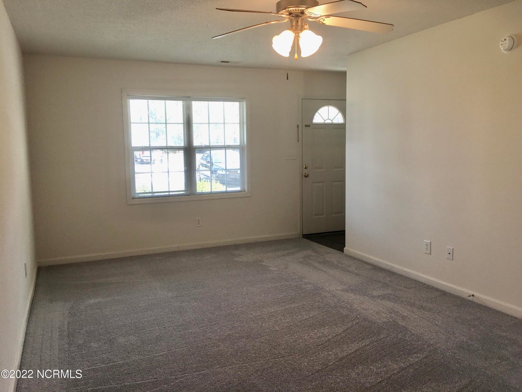 Photo of 101 E Coopers Court, Hubert, NC 28539 (MLS # 100604030)