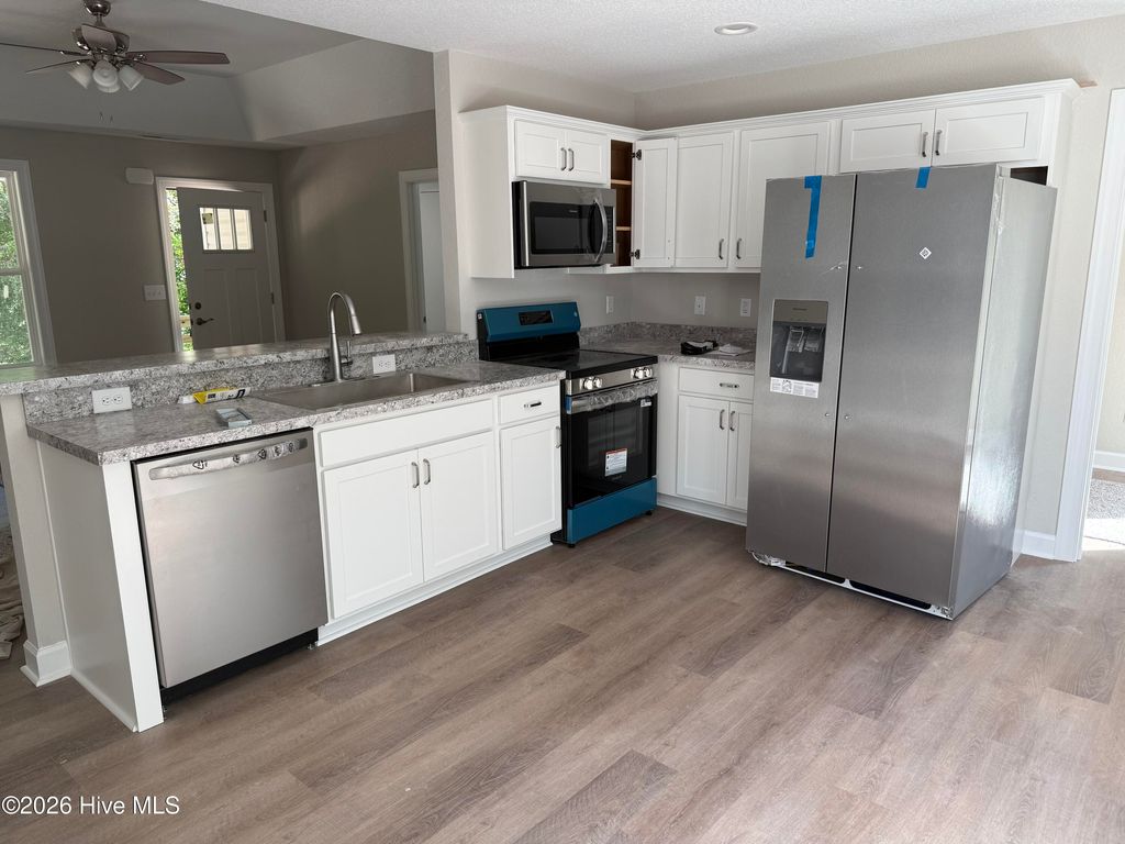Photo of 131 Dozier Street, Jarvisburg, NC 27947 (MLS # 100576115)