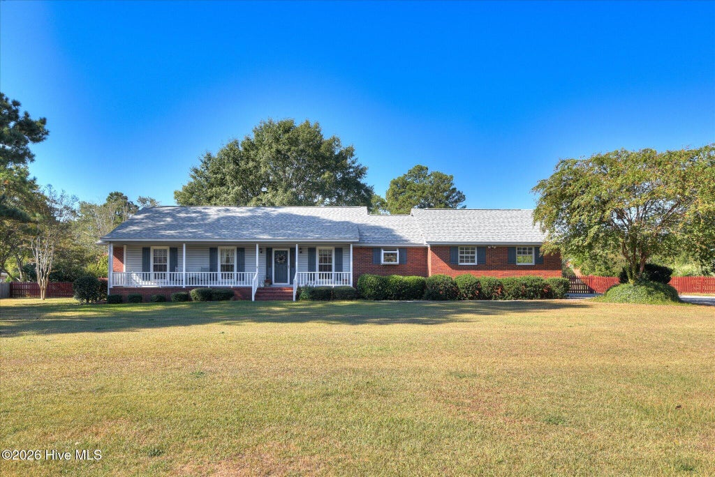 Photo of 104 Foxhunt Drive, North Augusta, SC 29860 (MLS # 100610621)
