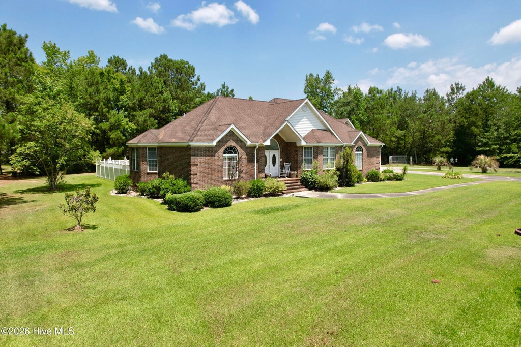 Photo of 20470 Seven Creeks Highway, Tabor City, NC 28463 (MLS # 100586662)