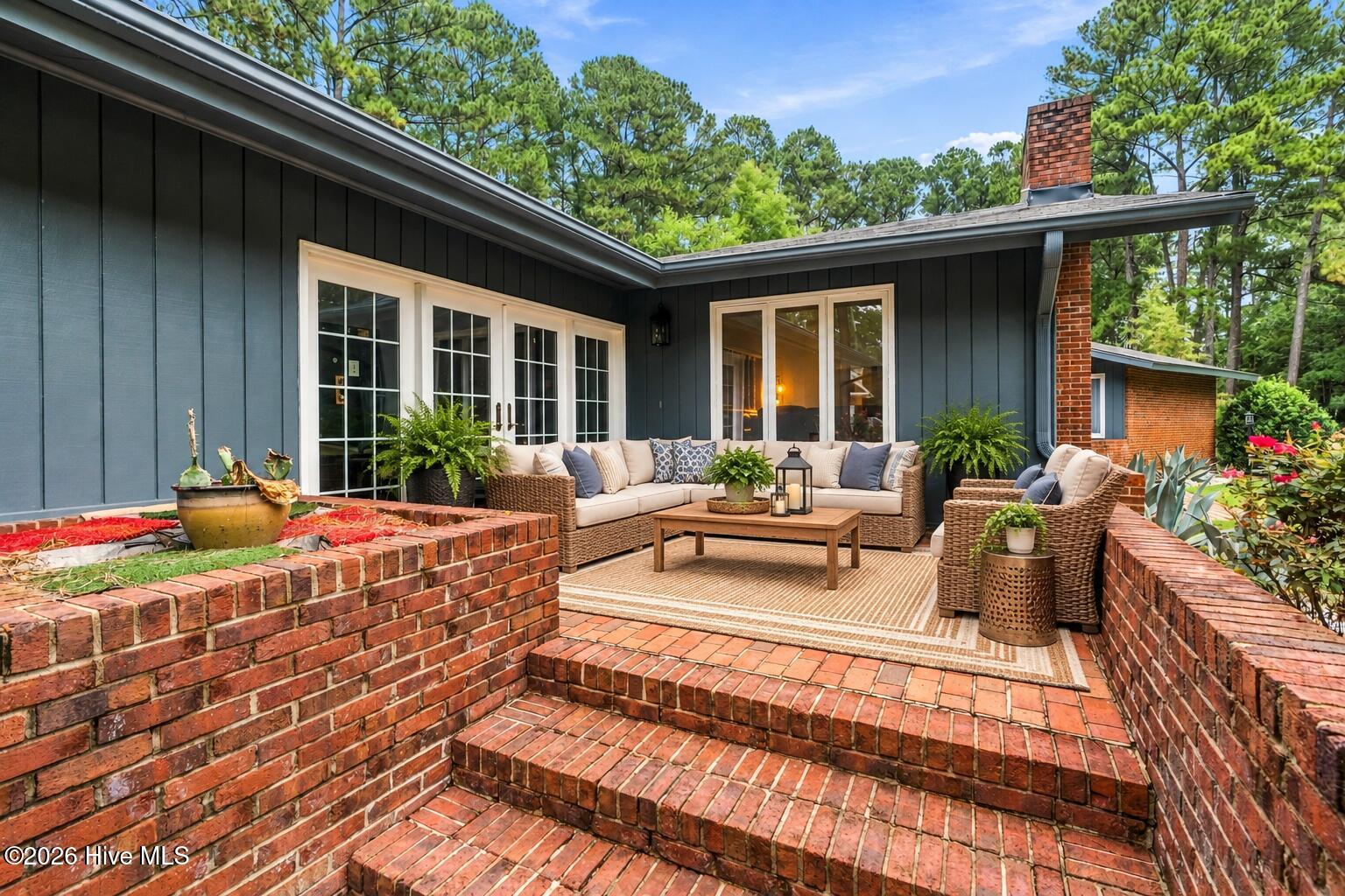 407 Bundy Lane