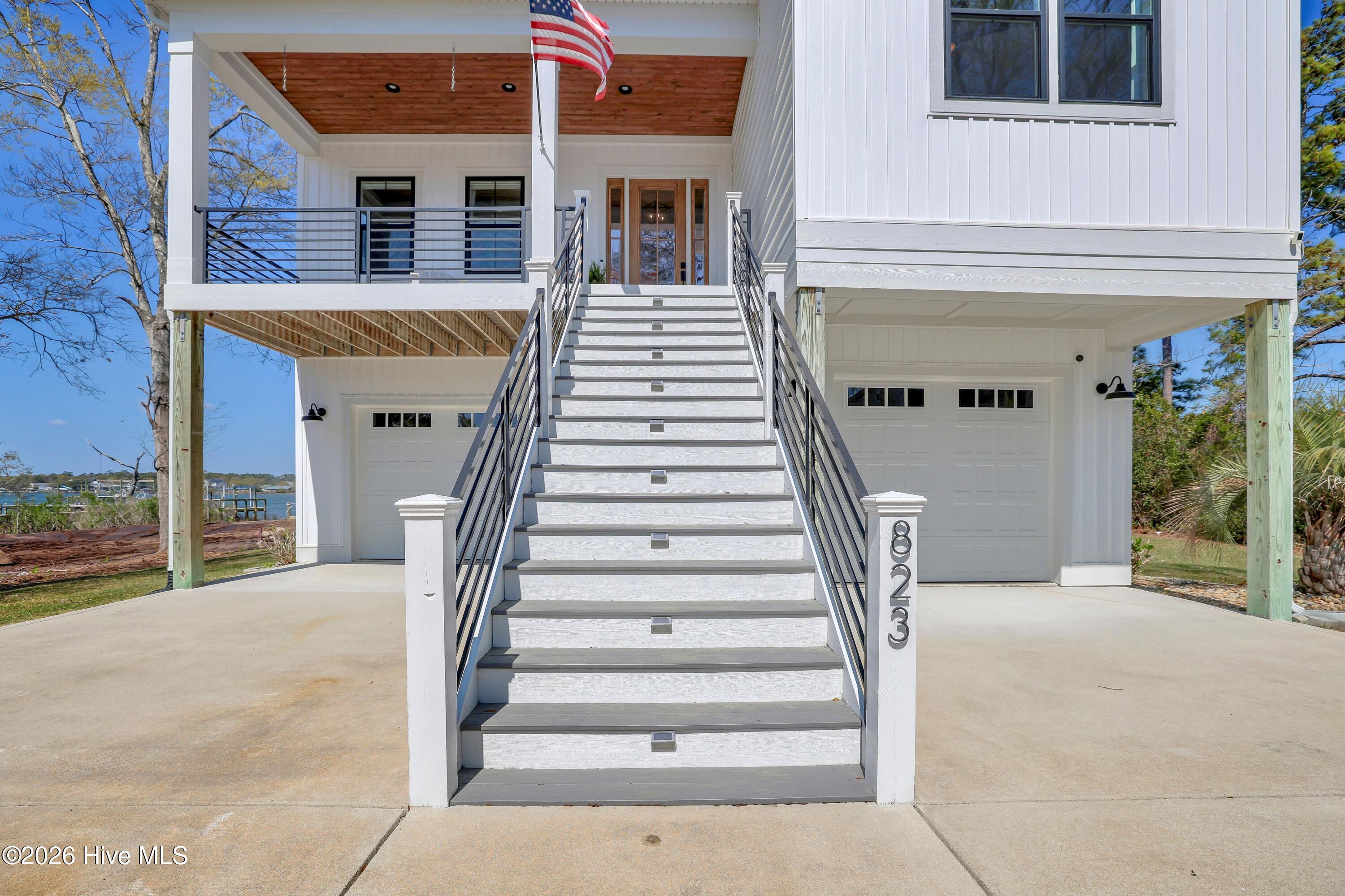 823 Chadwick Shores Drive