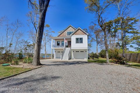 823 Chadwick Shores Drive Sneads Ferry NC 28460