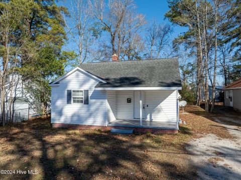 Homes For Sale - 306 Richlands Avenue<br/> Onslow County, Jacksonville, NC 28540