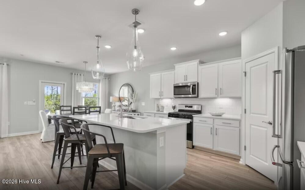 530 Glitter Bay Loop
