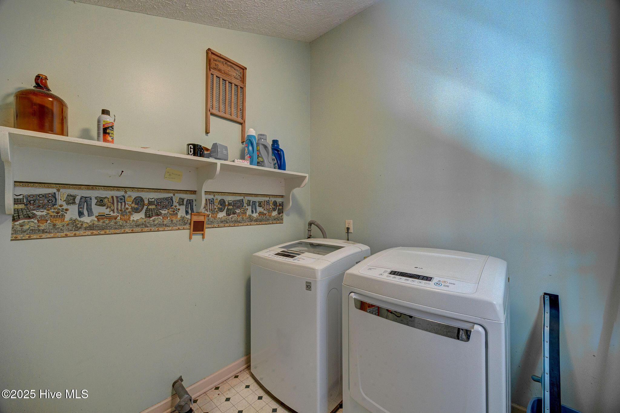 Rocky Point, North Carolina 28457, United States, 2 Bedrooms Bedrooms, ,1 BathroomBathrooms,Residential,Pending,255668