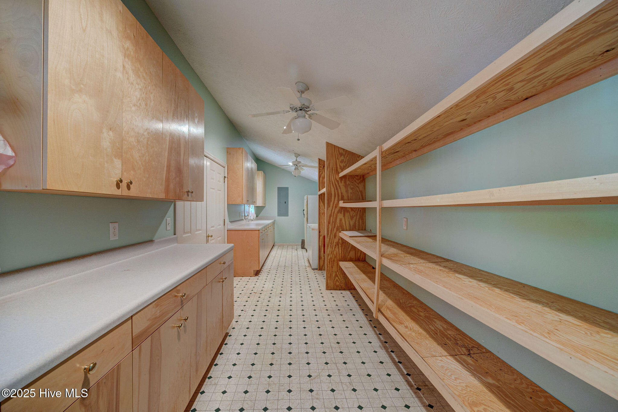 Rocky Point, North Carolina 28457, United States, 2 Bedrooms Bedrooms, ,1 BathroomBathrooms,Residential,Pending,255668