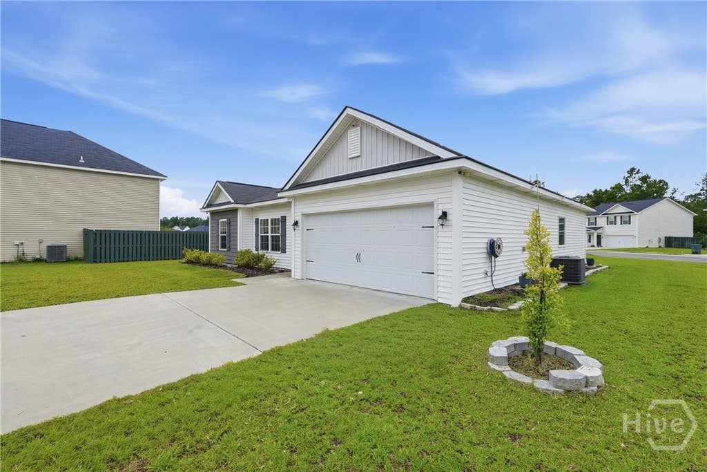 Photo of 369 Brightleaf Circle, Hinesville, GA 31313 (MLS # SA363188)
