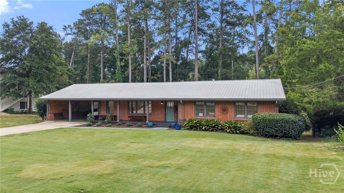 535 Riverhill