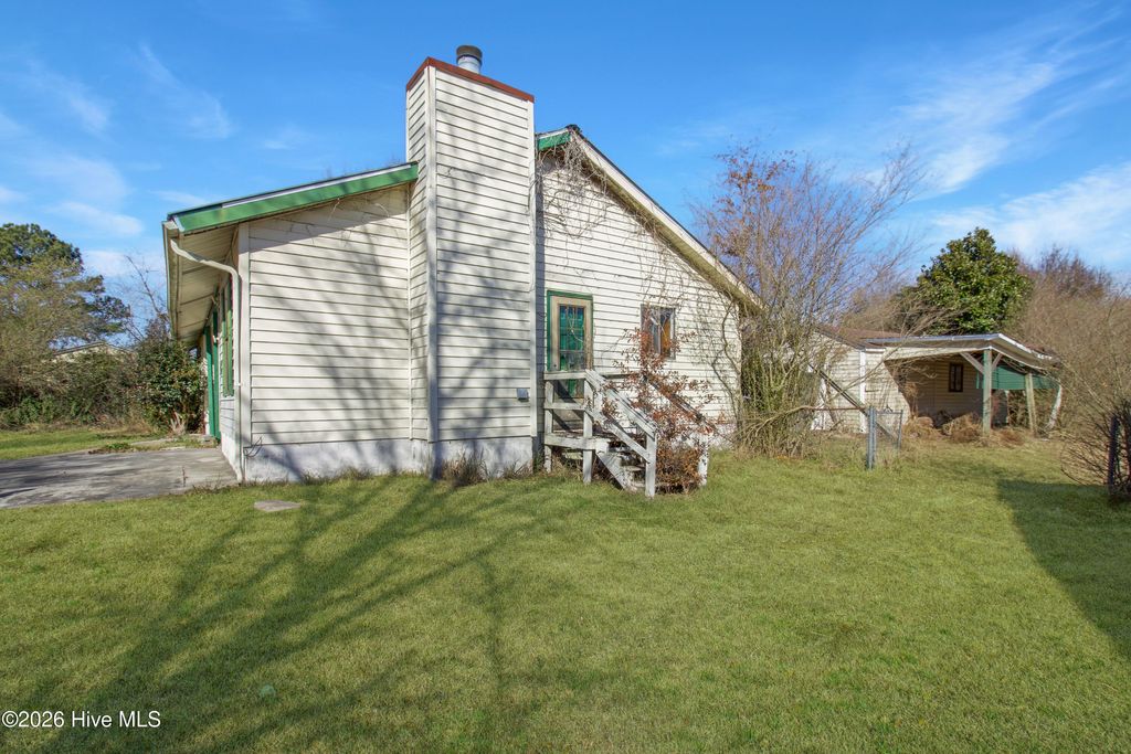 Photo of 538 Waters Road, Jacksonville, NC 28546 (MLS # 100547286)