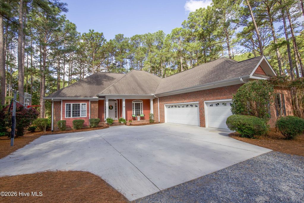 Photo of 16 Montrose Court, Pinehurst, NC 28374 (MLS # 100573875)