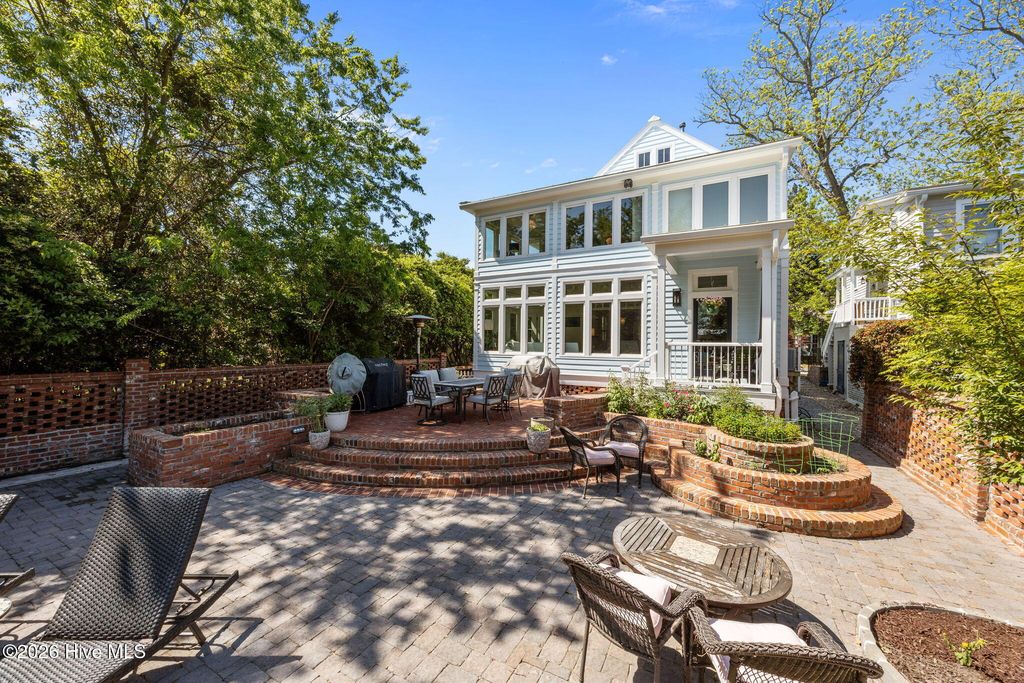 Photo of 604 E Front Street, New Bern, NC 28560 (MLS # 100568209)