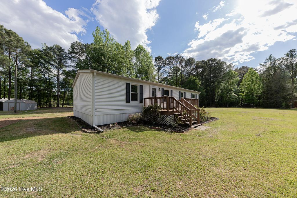 Photo of 129 Cherokee Nation Lane, Jacksonville, NC 28540 (MLS # 100570278)