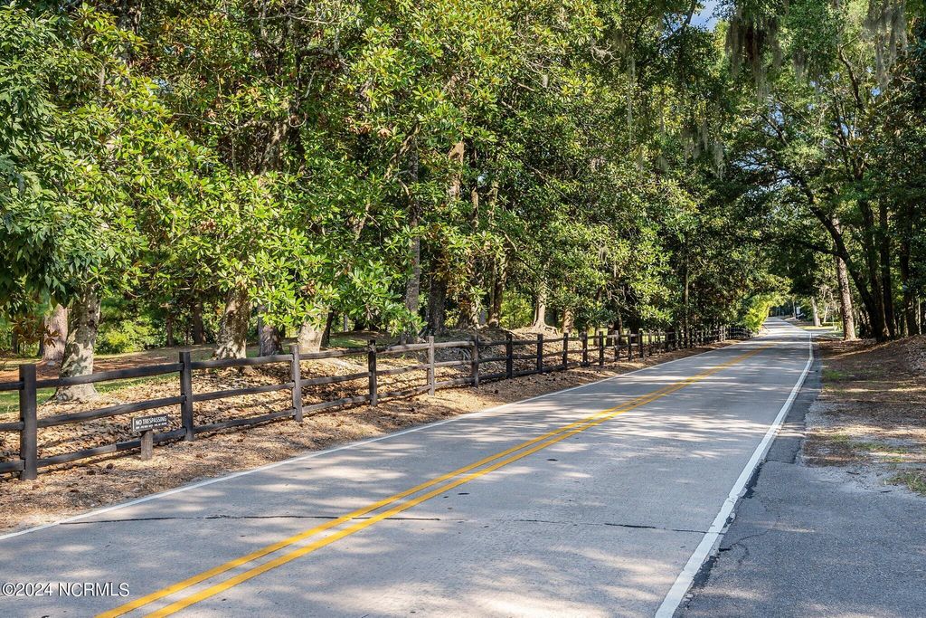 Photo of 521 Airlie Road, Wilmington, NC 28403 (MLS # 100468591)