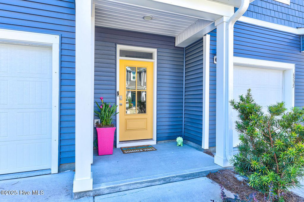 Photo of 6531 Shark Tooth Trail, Wilmington, NC 28412 (MLS # 100528886)