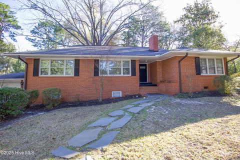 Homes For Rent - 345 E New Hampshire Avenue<br/> Moore County, Southern Pines, NC 28387