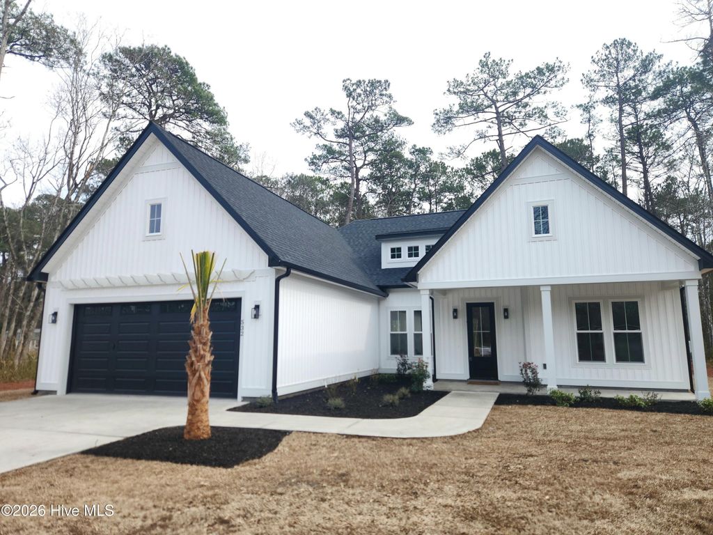 Photo of 532 Briarwood Drive NW, Calabash, NC 28467 (MLS # 100554103)