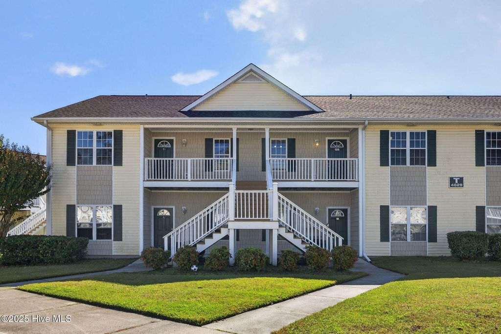 Photo of 4629 Mcclelland Drive #T-202, Wilmington, NC 28405 (MLS # 100537353)