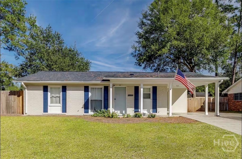 Photo of 4 Ossabaw Road, Savannah, GA 31410 (MLS # SA353723)