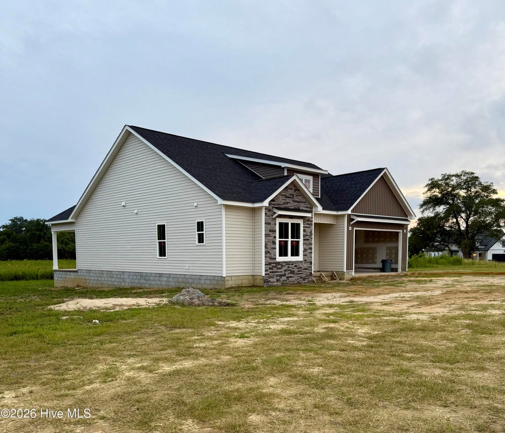 Photo of 1905 Kimblyn Drive, Greenville, NC 27834 (MLS # 100600353)