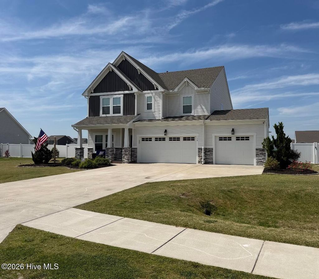 Photo of 114 Pungo Circle, Moyock, NC 27958 (MLS # 100570317)