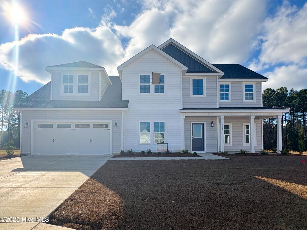 Photo of 912 Wild Azalea Way, Hubert, NC 28539 (MLS # 100544649)