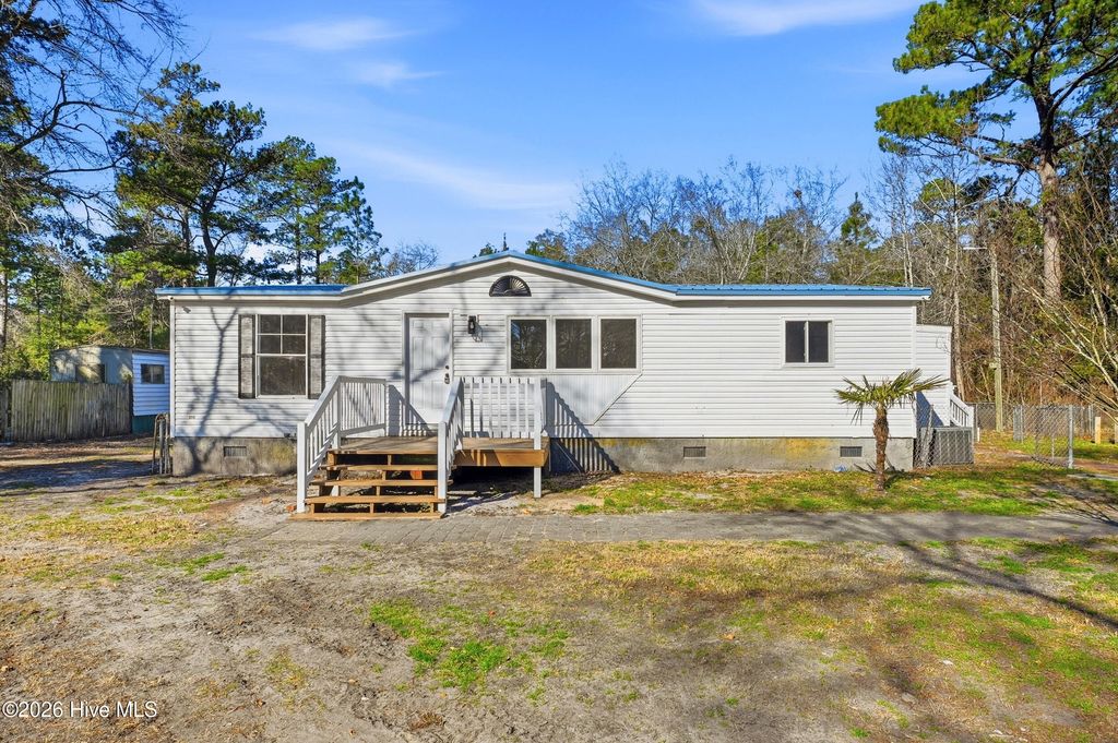 Photo of 5595 Shaw Highway, Rocky Point, NC 28457 (MLS # 100556630)