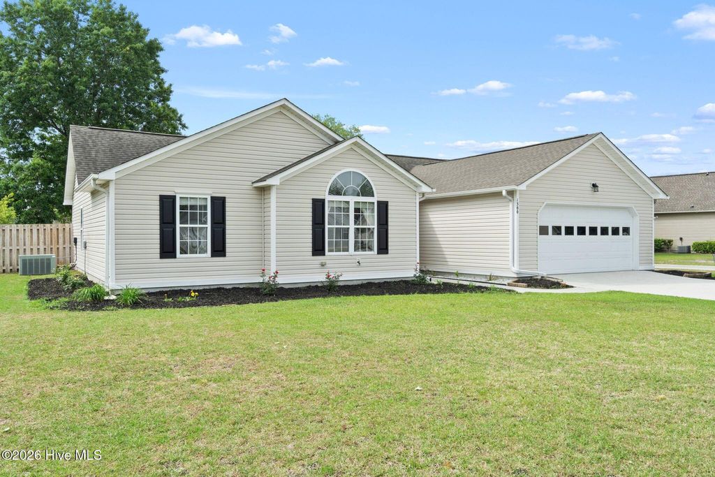Photo of 1300 Maple Ridge Road, Wilmington, NC 28411 (MLS # 100572344)