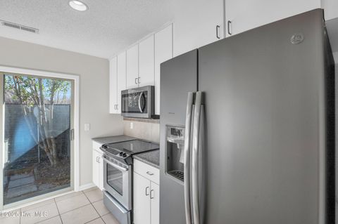 Tiny photo for 938 Summerlin Falls Court, Wilmington, NC 28412 (MLS # 100547235)