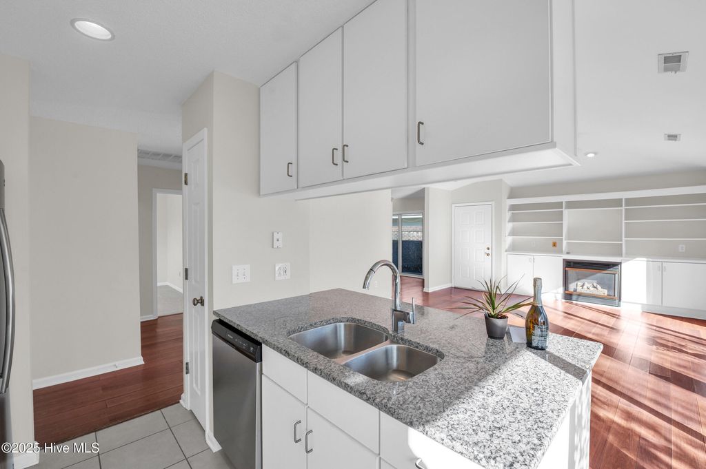 Photo of 938 Summerlin Falls Court, Wilmington, NC 28412 (MLS # 100547235)