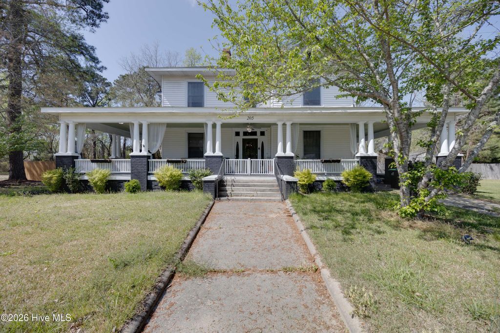 Photo of 205 S Broad Street, Everetts, NC 27825 (MLS # 100585645)