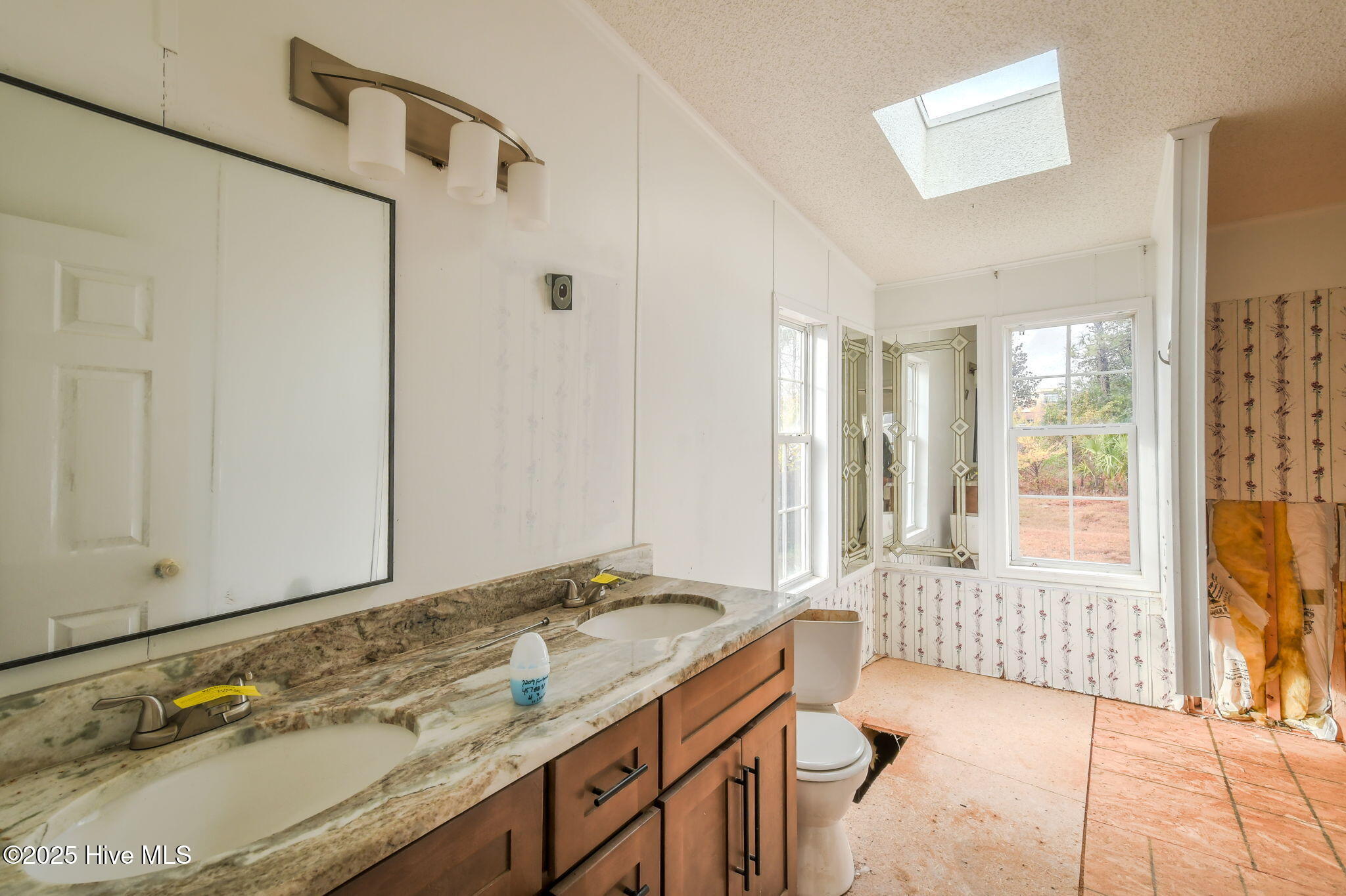 Wilmington, North Carolina 28412, United States, 3 Bedrooms Bedrooms, ,2 BathroomsBathrooms,Residential,Active,255925