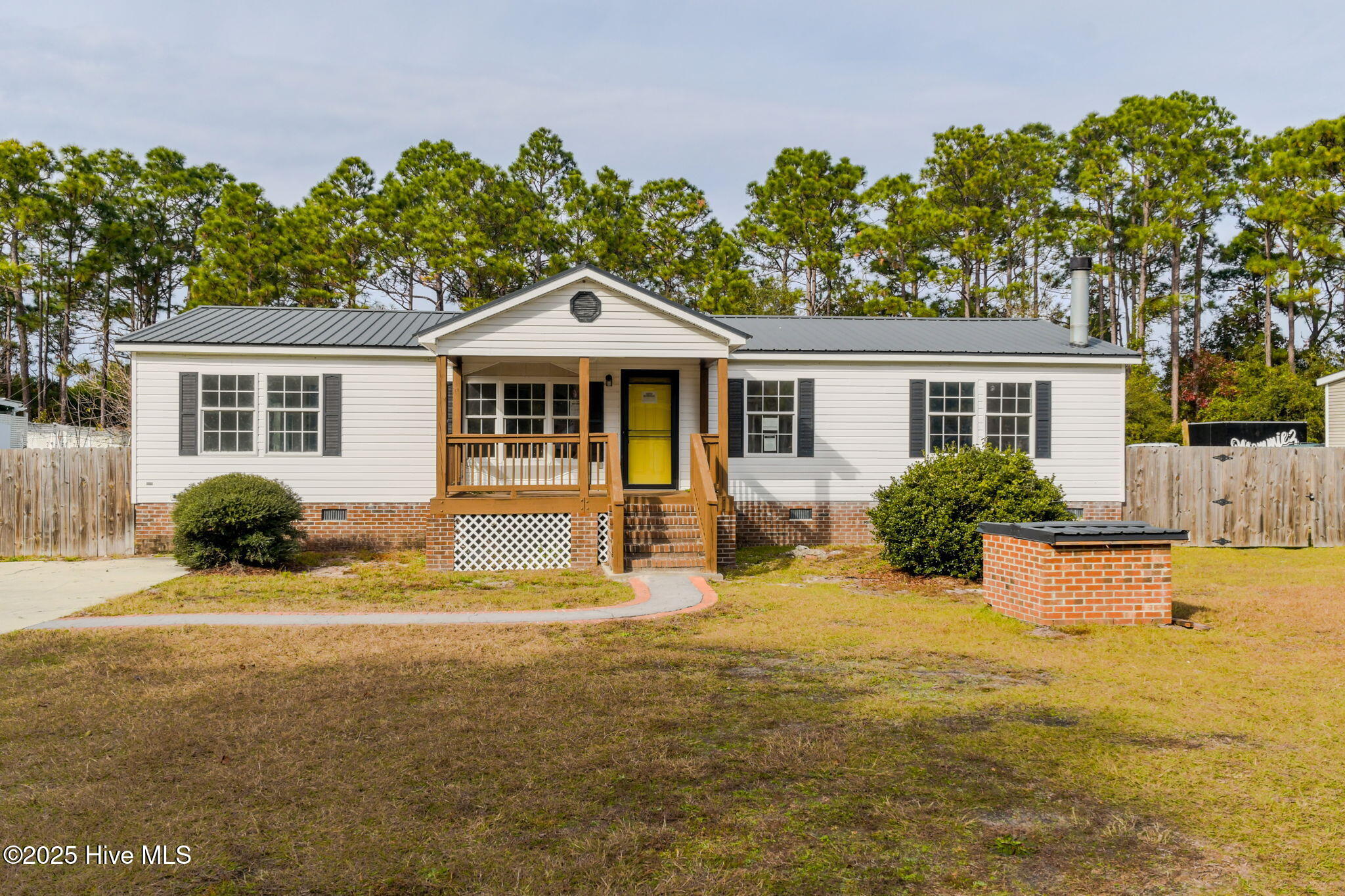 Wilmington, North Carolina 28412, United States, 3 Bedrooms Bedrooms, ,2 BathroomsBathrooms,Residential,Active,255925