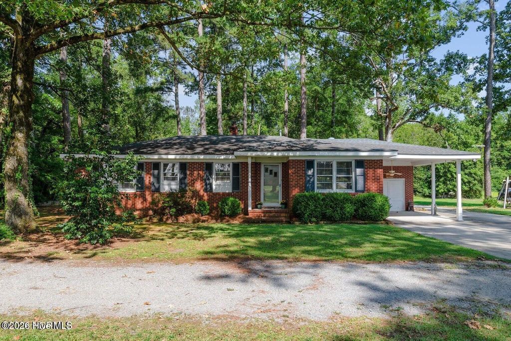 Photo of 3286 N Nc 122 S, Pinetops, NC 27864 (MLS # 100590071)