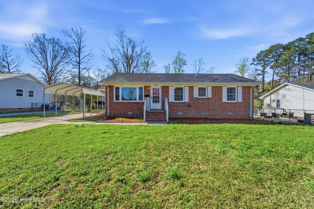 Photo of 208 Puller Drive, Jacksonville, NC 28540 (MLS # 100560320)