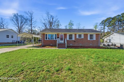 Photo of 208 Puller Drive, Jacksonville, NC 28540 (MLS # 100560320)