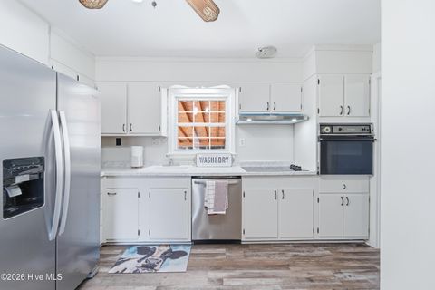 Tiny photo for 208 Puller Drive, Jacksonville, NC 28540 (MLS # 100560320)