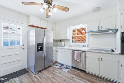 Tiny photo for 208 Puller Drive, Jacksonville, NC 28540 (MLS # 100560320)