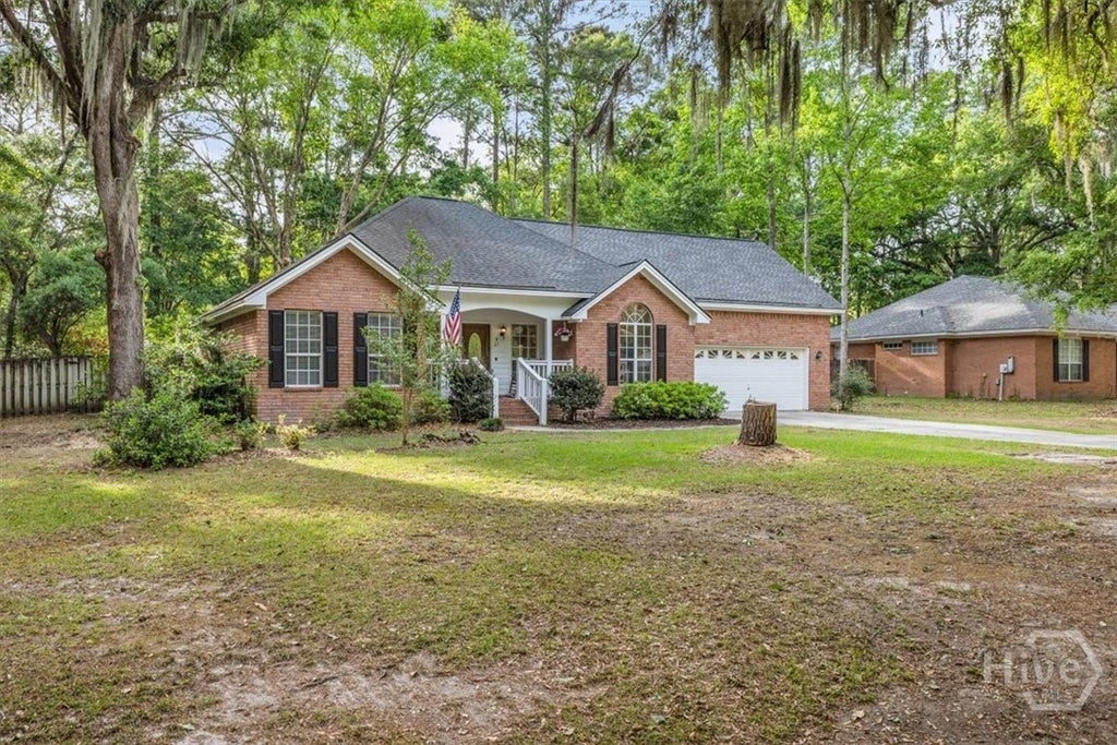 Photo of 27 Oak Side Court, Richmond Hill, GA 31324 (MLS # SA365855)