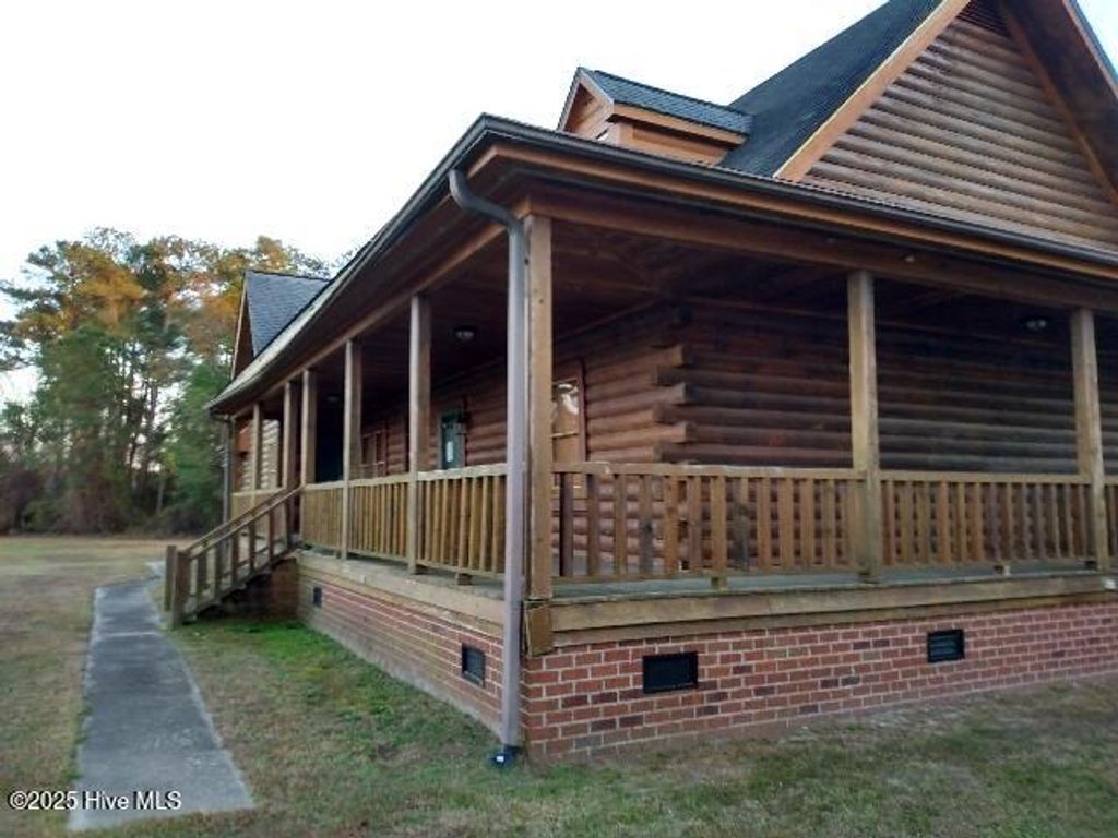 Photo of 112 Abbey Farm Street, La Grange, NC 28551 (MLS # 100547060)